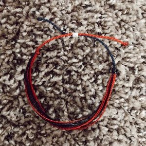 Red and Navy Pura Vida Bracelet